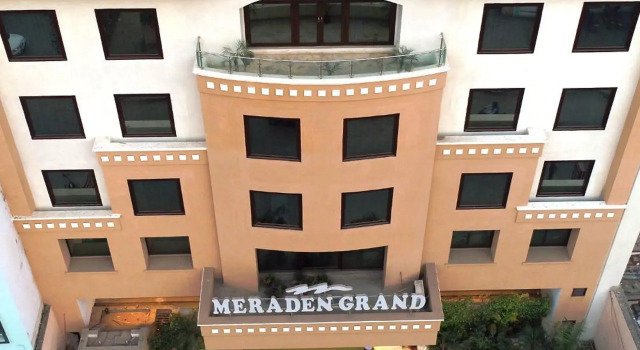 Hotel Meraden Grand