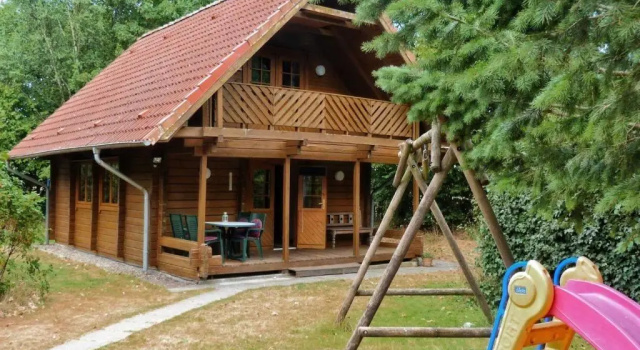 Ulmenhof Melfsen - Gemütliches Ferienhaus auf dem Bauernhof, Забронировать Отель Отели Эферзее с парковкой, Парковка