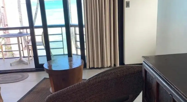 Standard huone parvekkeella Boracay Beach Houses