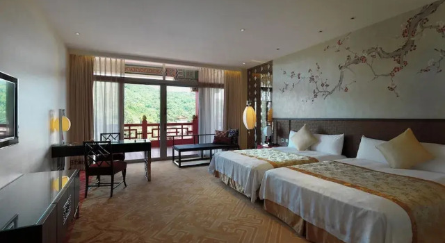 Номер Deluxe с балконом The Grand Hotel