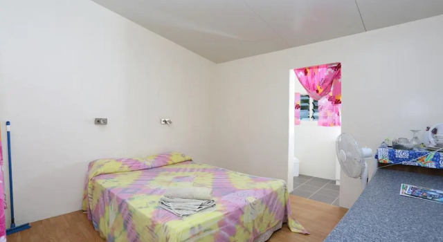 Ranginuis Retreat, Book Bed and Breakfast Hotels in Arutanga with a Pool, Swimming Pool