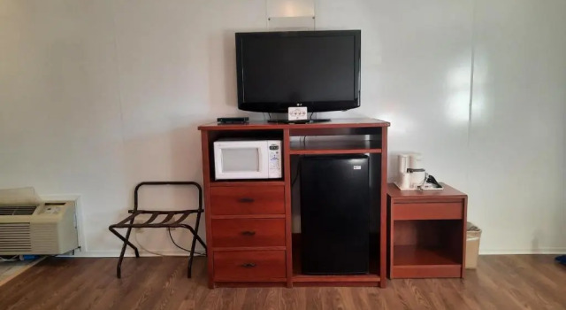 Четырёхместный номер Standard Motel Reedsburg