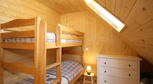 Chalet Mont-Dore, 5 pièces, 8 personnes - FR-1-608-15, Book Chalet Hoteller i Rhône-Alps med parkering, Parkering