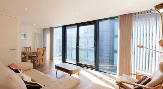 Elegant and Modern Apartment in Central Edinburgh, Забронировать Апартаменты/квартира Эдинбург Midlothian, рядом с Национальный музей Шотландии