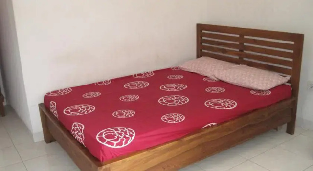 Suratha Inn, Rezerwuj Pensjonat Legian Badung