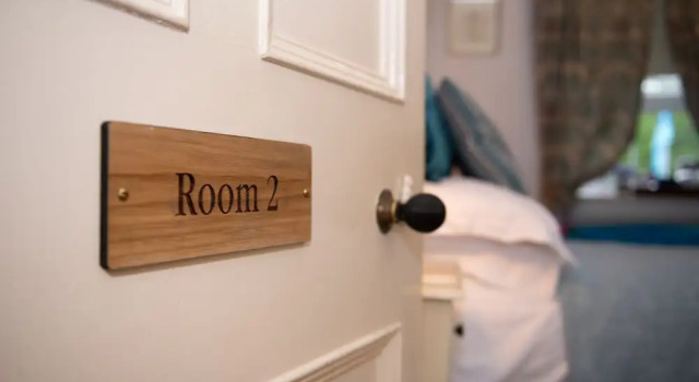 Номер Standard Milton House Studio Apartment Suites