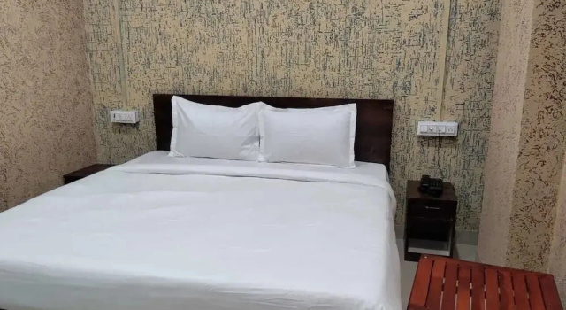 Hotel Vishnu Inn, Забронировать Отель Рева штат Мадхья-Прадеш