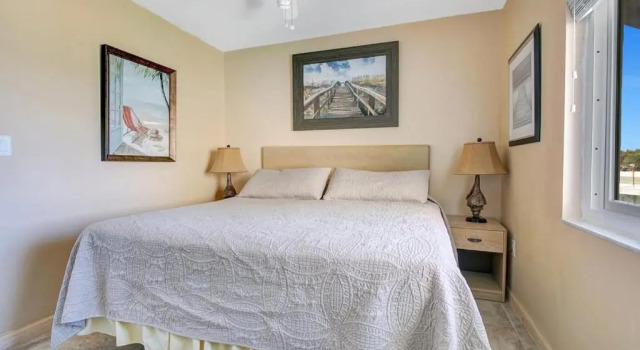 Five Palms Suite 204 - Daily - Weekly - Monthly, Забронировать Отель Отели Клируотер-Бич с парковкой, Парковка