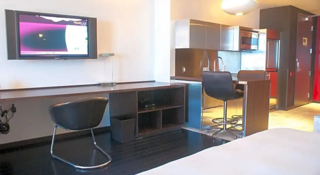 Студия Palms Place One Bedroom Suite 1220 sqft