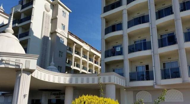 Port River Hotel & Spa
