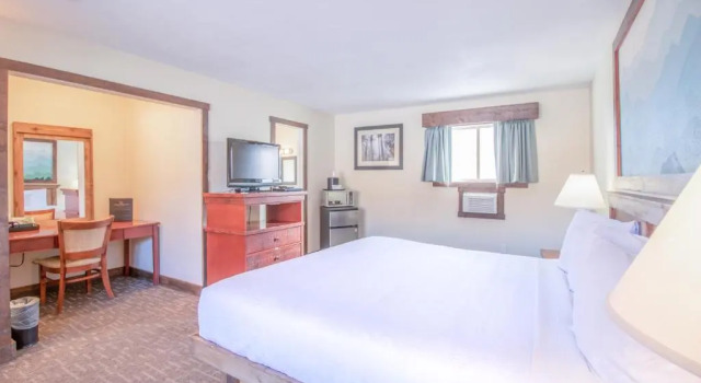 Murphys River Lodge, Забронировать Отель Эстес-Парк Rocky Mountain National Park, рядом с Сквер Barlow Plaza