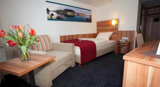Hotel Knaus, Boek Hotel Unteruhldingen Baden-Württemberg