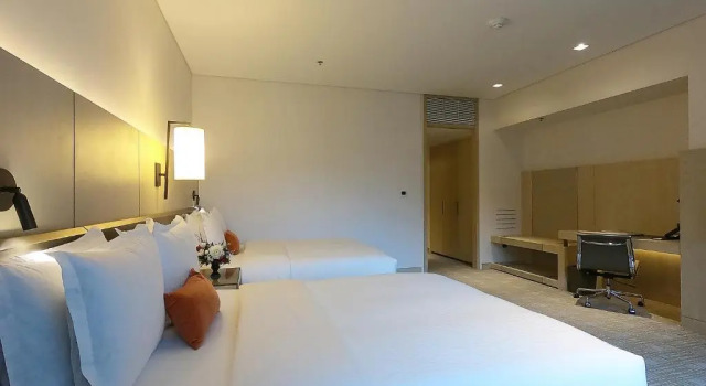 Четырёхместный номер Standard Taipei Marriott Hotel