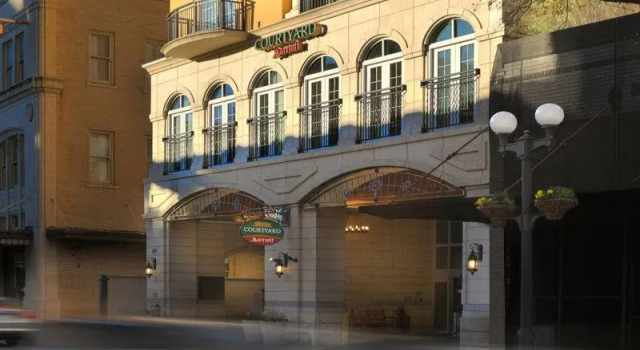 Двухместный номер Standard с красивым видом из окна Courtyard by Marriott San Antonio Riverwalk