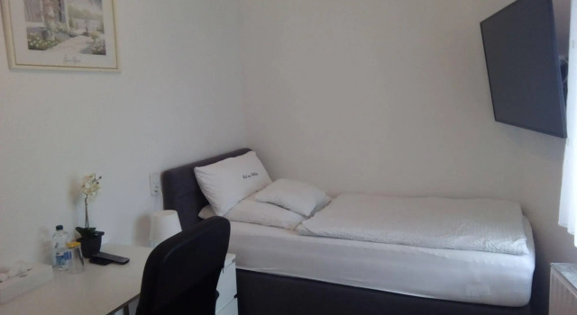 Hotel zum Feldberg, Забронировать Отель Кёнигштайн-им-Таунус Таунус
