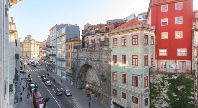 Апартаменты Chateau Apartments