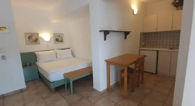 Номер Economy Цокольный этаж с балконом Andromeda Hotel Apartments