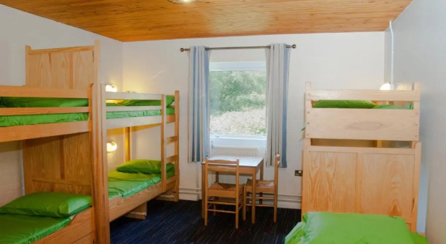 Четырёхместный номер Standard YHA Broad Haven