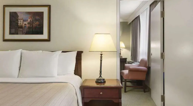 Days Inn - Ottawa West, Varaa Hotelli  