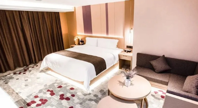 Lavande Hotel (Xi'an Dachaishi Metro Station)