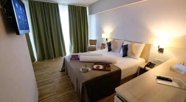 Одноместный номер Deluxe с балконом Hollywood Hotel
