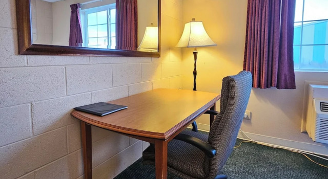 Четырёхместный номер Standard 1st Choice Inn Rawlins