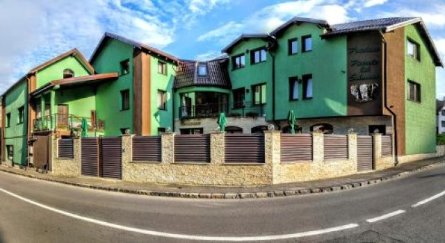 Pietrele Lui Solomon, Rezerwuj Hotel Hotele w Prahova Valley z parkingiem, Parking