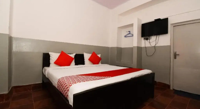 Hotel Sahdev By OYO Rooms