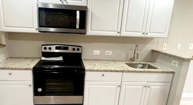 Апартаменты 1-BD Home near Stadiums Free Parking