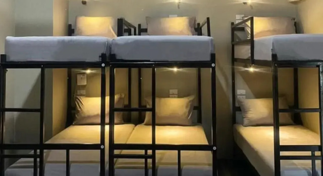 Hide Hostel