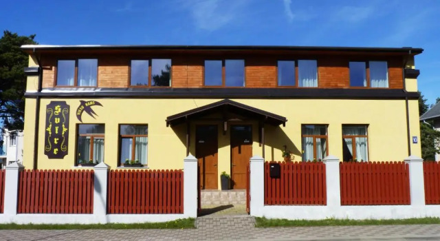 Viesu nams "Svīre-10", Забронировать Отель Вентспилс Вентспилсский край, рядом с Ventspils University College