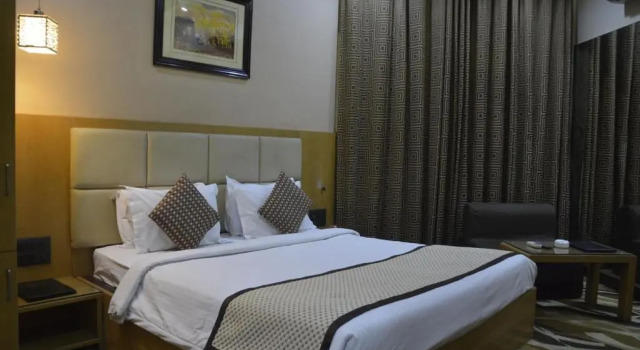 Люкс Hotel Surya Executive