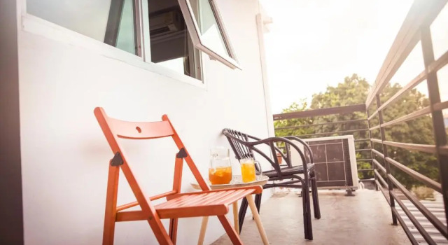 Двухместный номер Standard с балконом Jam Hostel Bangkok