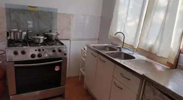 Hostal AlYaras, Rezerwuj Hostel Hotele w Vicuña z parkingiem, Parking