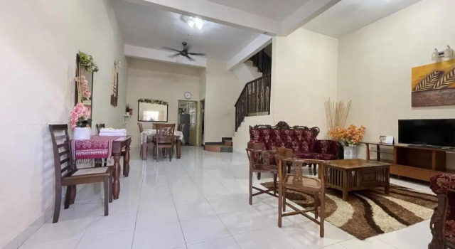 Near Beach and Airport - Ivana Homestay Unit C1, Rezervovat Hotel Hotely v Terengganu s parkováním, Parkování