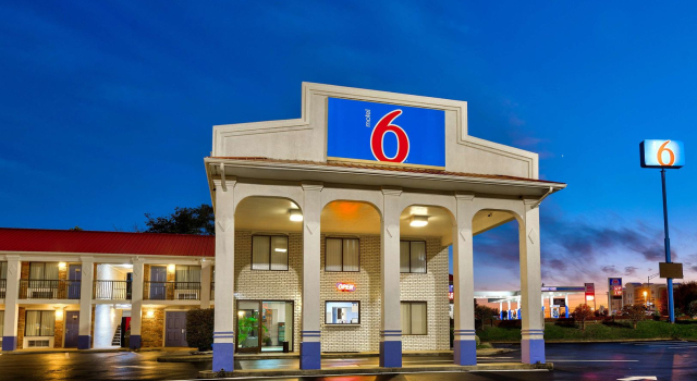 Motel 6-Cookeville, TN, Book Motel Cookeville Tennessee