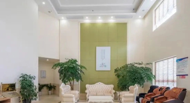 Vienna 3 Best Hotel, Забронировать Отель Отели Чэньчжоу с парковкой, Парковка