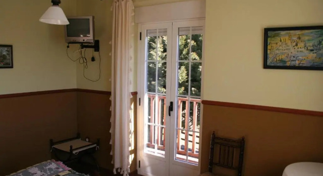 La Casona de Collado, Забронировать Отель Ойос-дель-Кольядо Sierra de Gredos