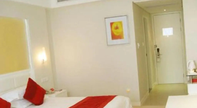 Двухместный номер Executive Ramada Plaza Riverside Hangzhou