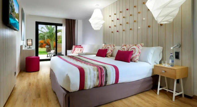 Двухместный номер Superior Курортный отель Grand Palladium White Island and Spa - All Inclusive