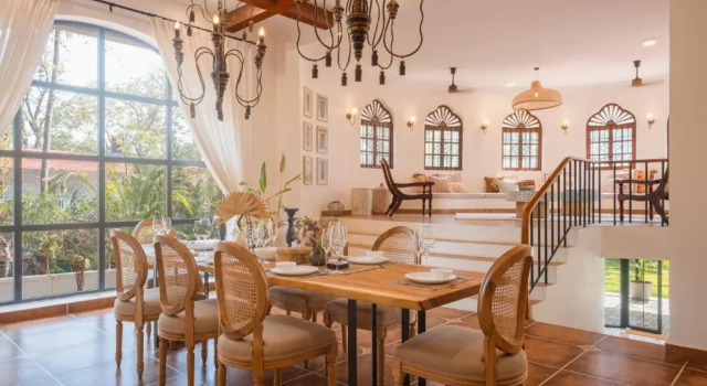 SaffronStays Amarah Pet-friendly Luxury Villa-Assagao, North Goa, Boek Hotel Assagao Noord-Goa