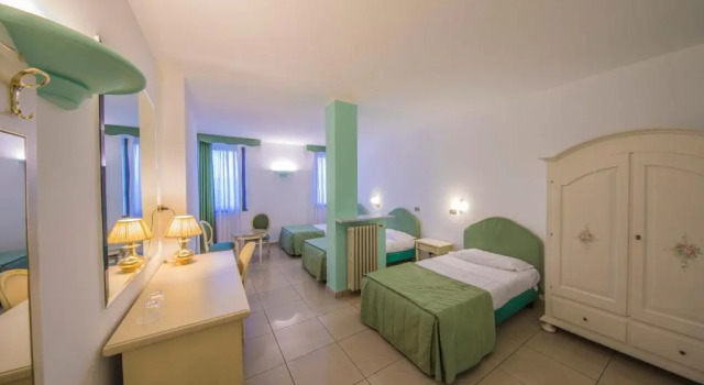 Трёхместный номер Standard Hotel Ristorante Continental