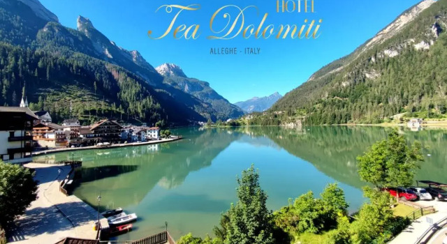 Двухместный номер Standard с видом на озеро Hotel TEA DOLOMITI - Lago di Alleghe - Monte Civetta