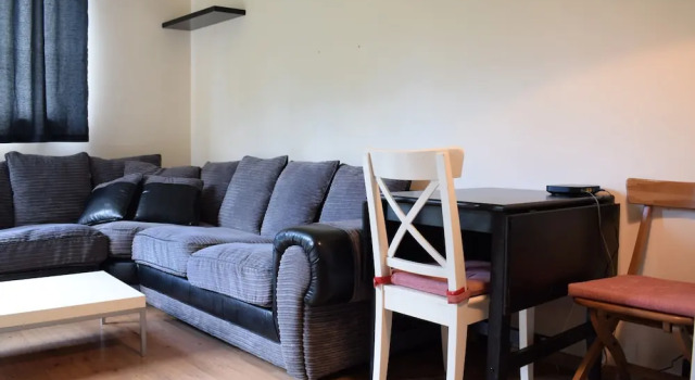 Greenwich 2 Bedroom Apartment, Varaa Huoneisto Asunnot kohteessa Merseyside, Huoneisto