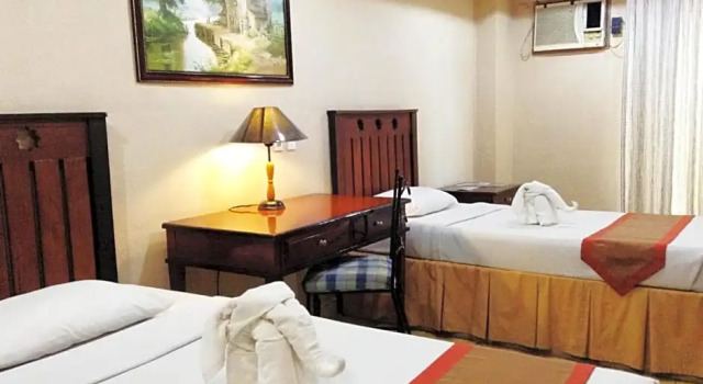 Номер Executive Crown Regency Residences Davao