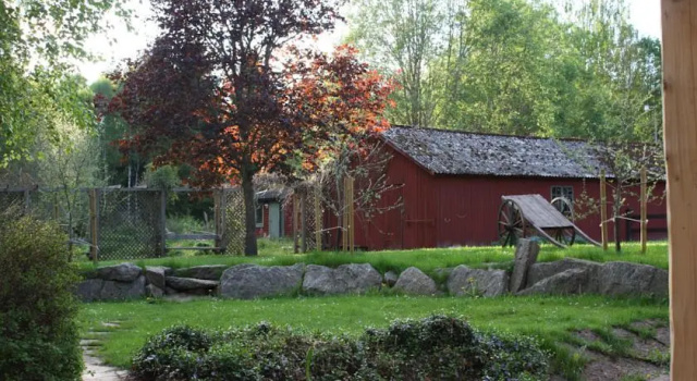 Herrtorps Qvarn, Book Hotel  