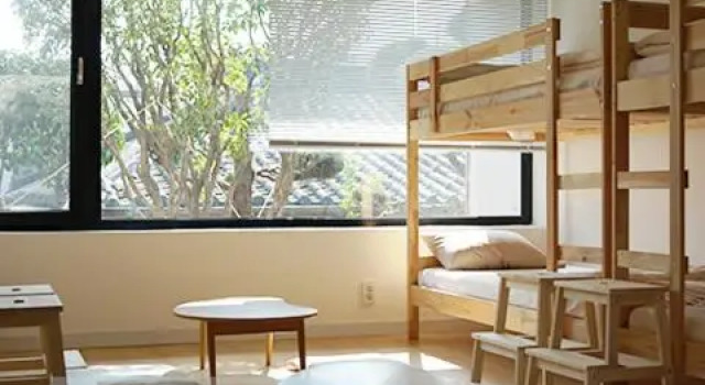 Кровать в общем номере (женский номер) Oasita Hostel