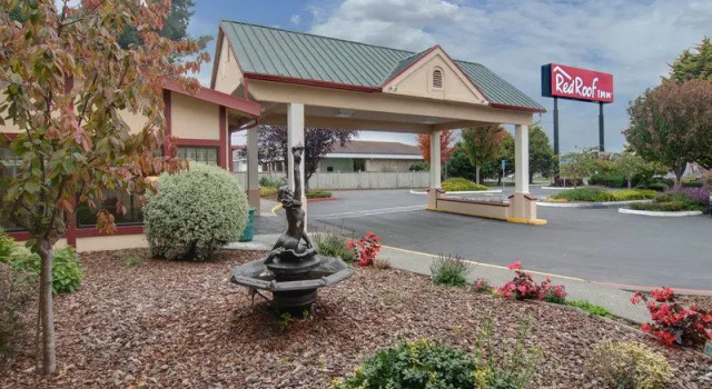 Номер Standard Red Roof Inn Arcata