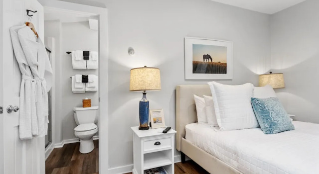 Номер Classic Lamberts Cove Inn & Resort