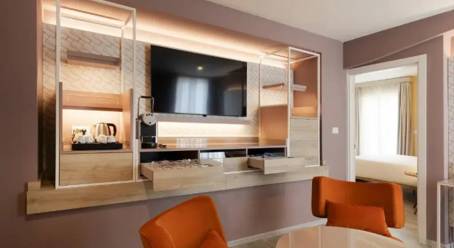 Люкс Adesso Hotel